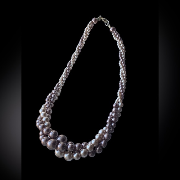 RMN Champagne Plum Lustrous Faux Pearl Triple Strand Women’s Necklace - Picture 5 of 7